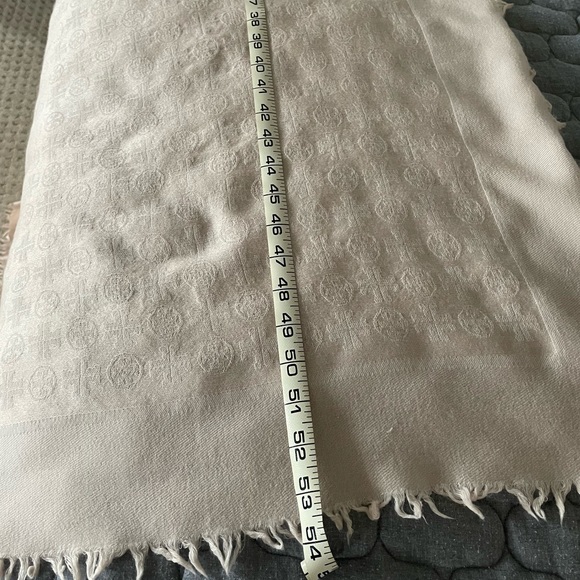 Tory Burch Wool & Silk Jacquard Scarf - Picture 1 of 9